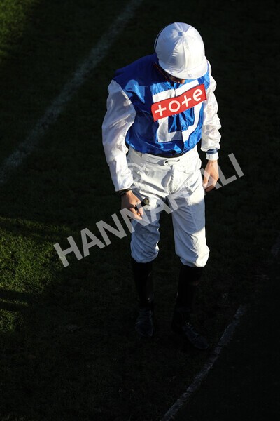 yr08102022r7-11 - Race 7 5.00pm The Coral Gets You Closer To The Action Stakes