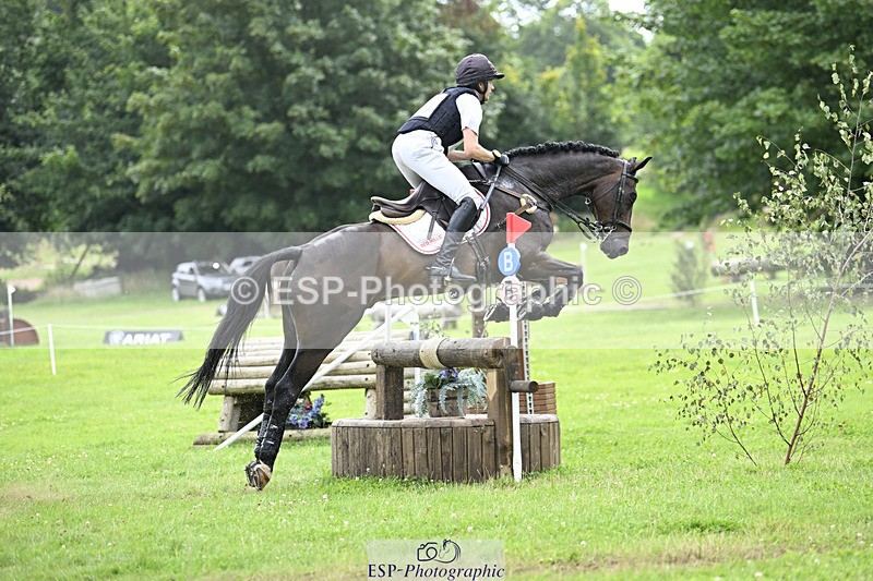 240804-110738-10756 - 409-Henri_Scanlon-PROUD_COURAGE