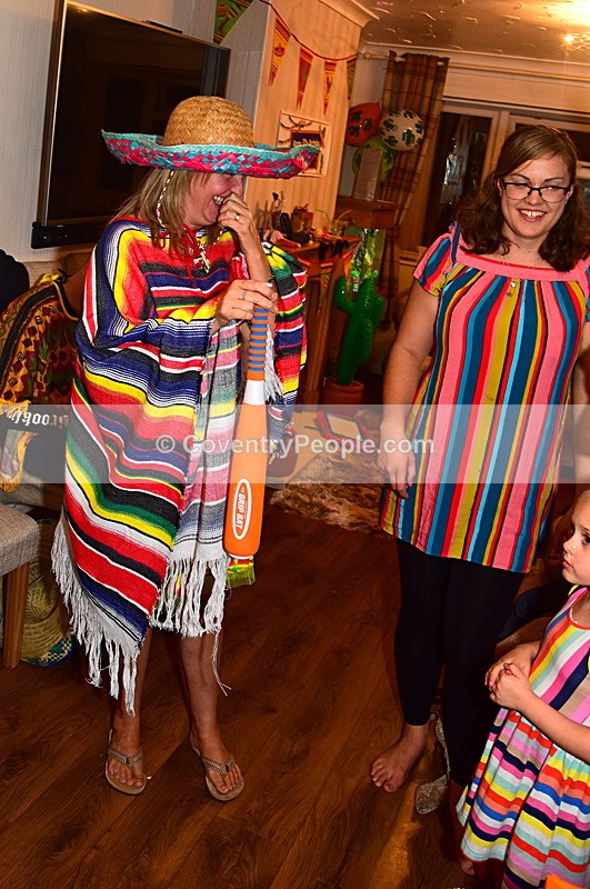 LEE-319 - Lee's 30th