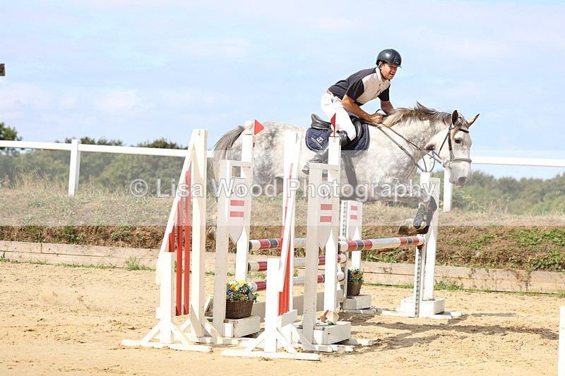 3E7A3673 - Class 4: Senior British Novice/90cm open