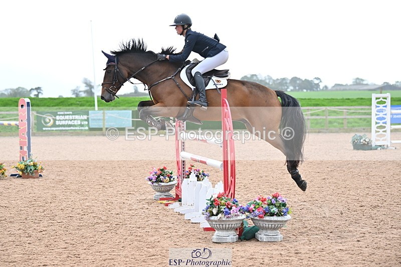231013A-142144-02664 - Cls 9 Foxhunter & 1.20m Open