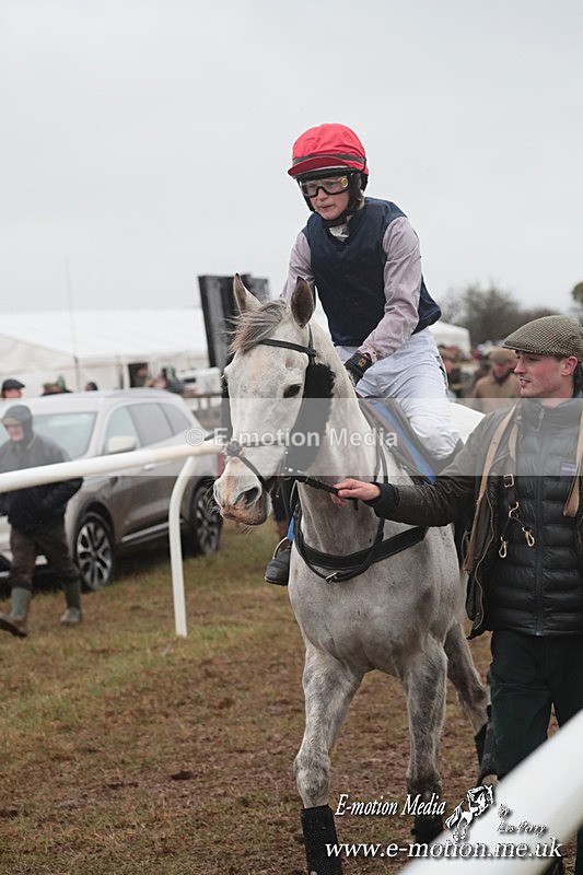 PtP 260125 436 - Cocklebarrow Point-to-Point racing with the Heythrop Hunt 26/01/25