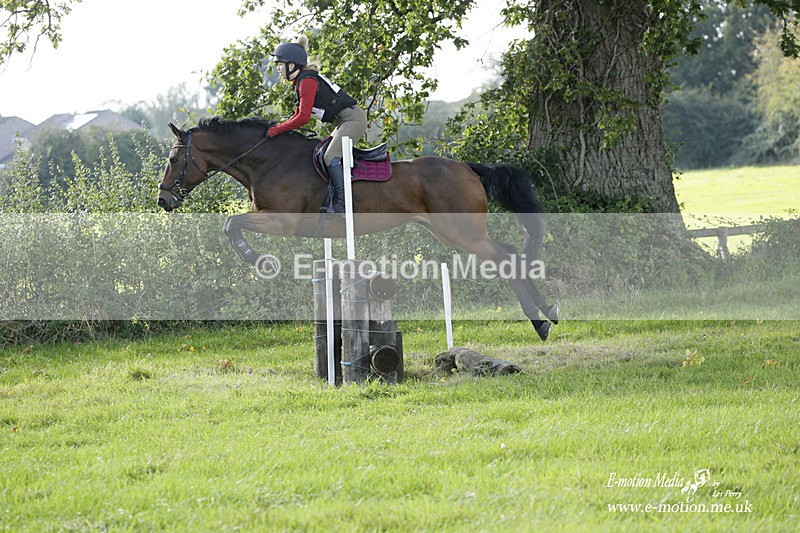  WWHT 171021 3519 - Intermediate Pairs (0.90m)  17/10/21