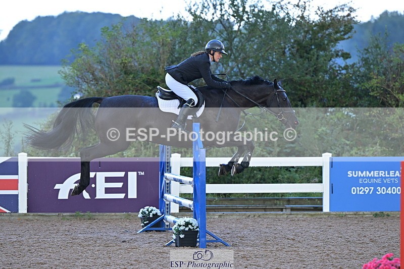 240912A-102005-00976 - Cls 8 Snr British Novice and 90cm Open