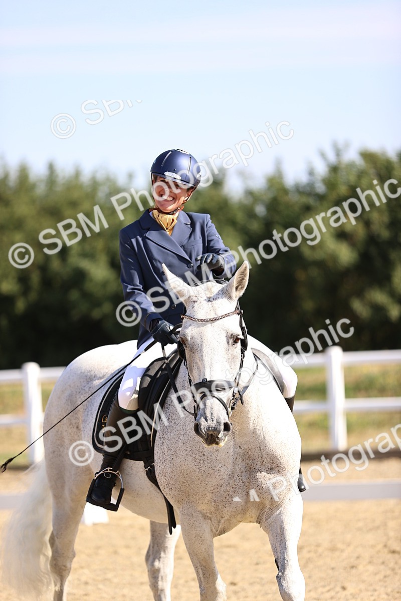 SBM_008713 - Novice 5 - 08.30-9.33