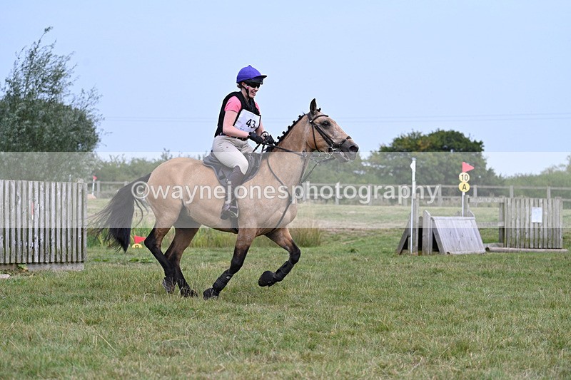 WJ7_8204 - 80cm XC Time 15:26 to 15:43
