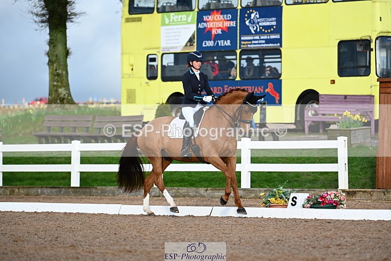 240218A-155340-09250 - 219-Jessica.Davies-Kadanz.II