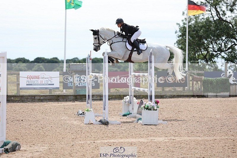 250719-145203-16332 - Cls 3, 3 Star Small Tour Break til End