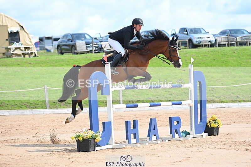 230721A-105236-05474 - Cls 6, 2 Star Medium 1.35m