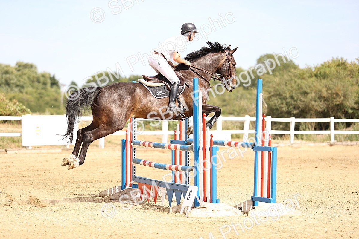 SBM_001254 - Class 4 - Senior Discovery - 1.00m Open
