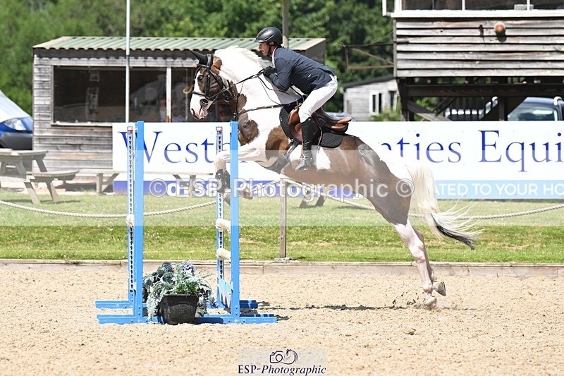 240704-140008-04269 - Cls 8 Discovery and 1m Open