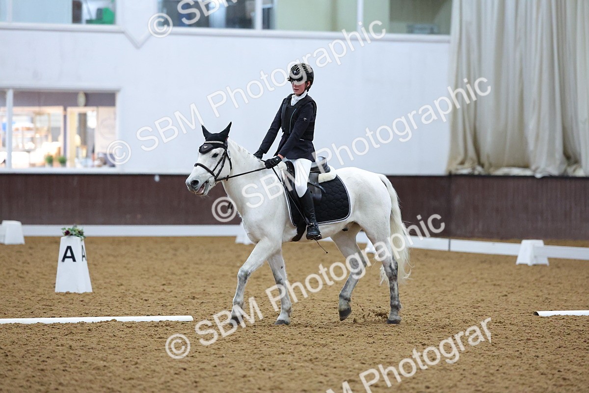 SBM_000076 - Class 2 - Intro 3 Championship - 8.51-9.47
