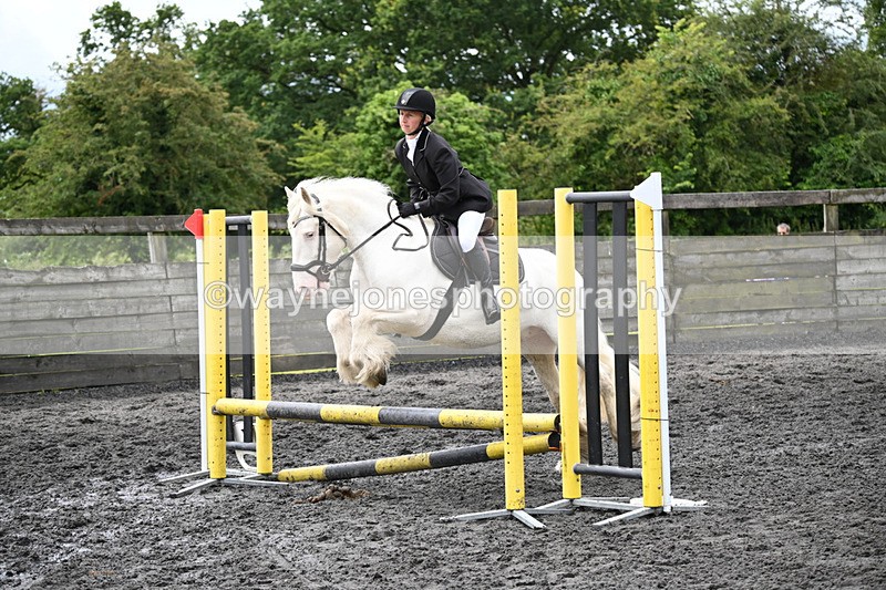 WJ6_0226 - Class 13 Novice 60cm