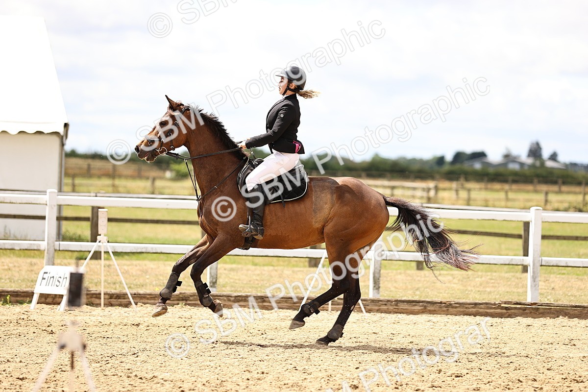 SBM_013600 - Class 14 - Senior Discovery - 1.00m Open