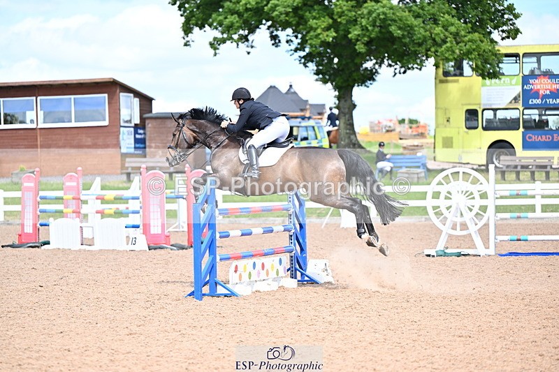 240619A-160338-01117 - Cls 5 Snr Foxhunter and 1.20m Open