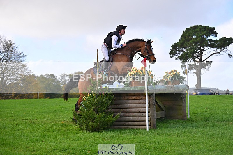 241025-113722-06742 - 013-Cameron.Beer-GREENLANES.LE.BAMBALOU