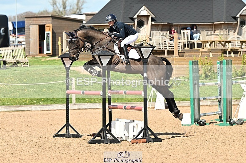 250416-151223-01632 - Cls 6 Foxhunter and 1.20m