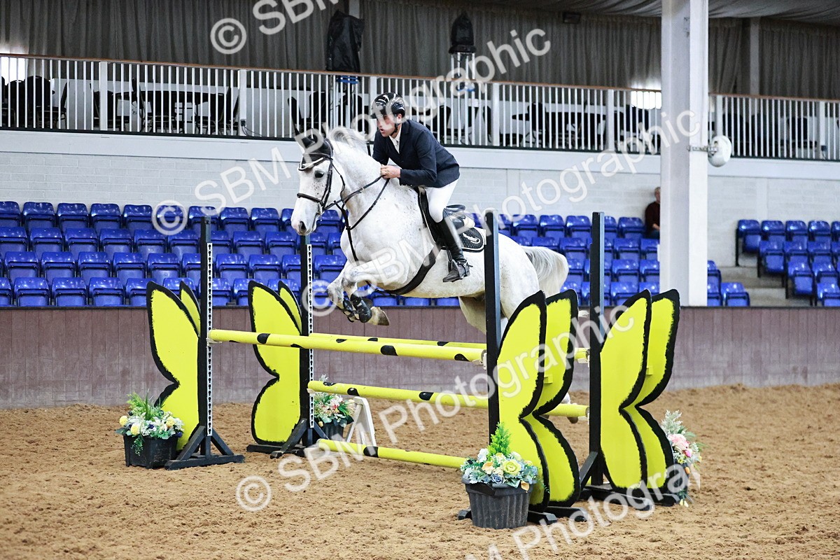 SBM_001577 - Class 4 - Senior Newcomers 1.10m