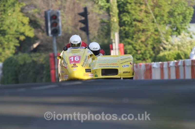 IMG_5482 - Thursday Practice - TT 2013 Side Car
