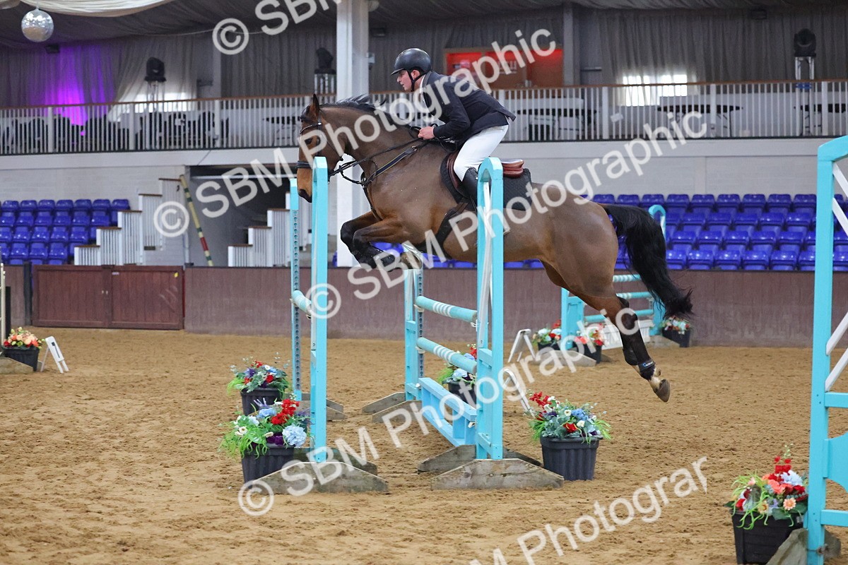 SBM_008875 - Class 22  - Senior Newcomers/ 1.10m Open - First Round (1.10m)