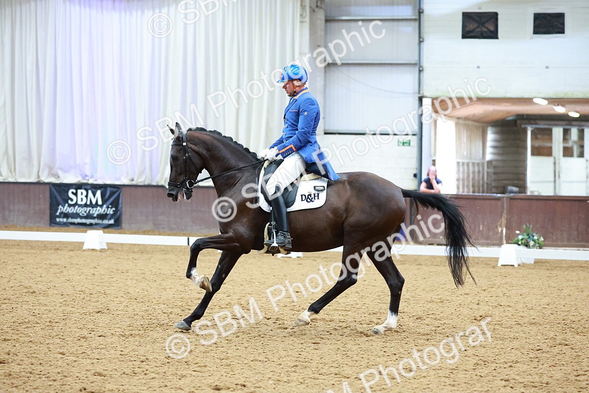 SBM_005946