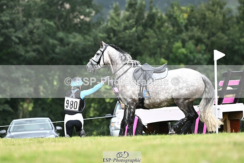 240825X-174704-38037 - 80cm XC 17.30 to End