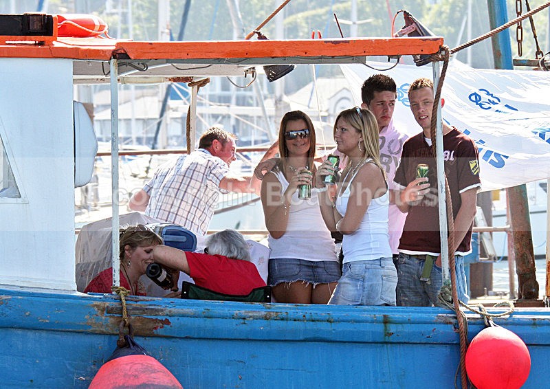 060617 LA CONQUETE PW201 IMG_9348 - BRIXHAM TRAWLER RACE 2006