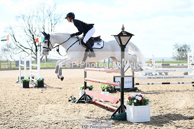 250328-131424-01177 - Cls 3 Snr Foxhunter