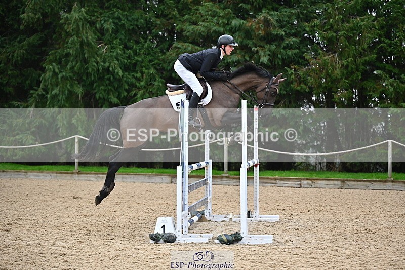 250216A-120025-02484 - Cls 9 Snr 1.05m