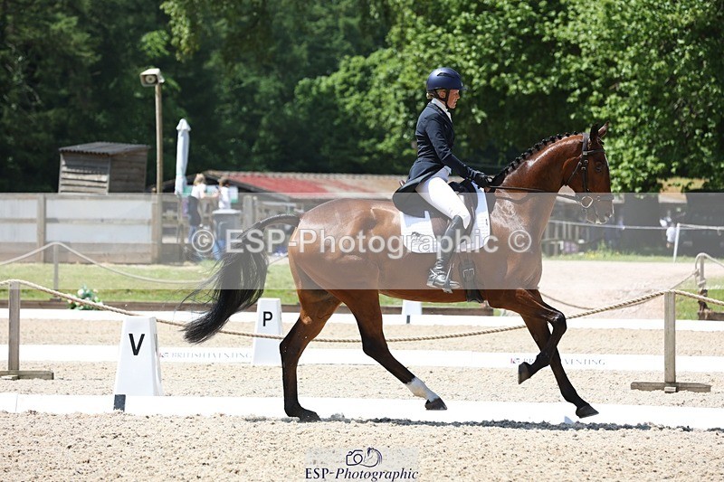 230526-130313-06311 - 164-TREBOR-Kelly_Mccarthy-maine-WEDTrotUp+DR