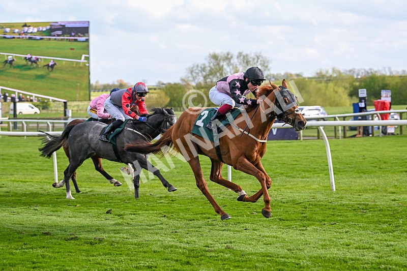 240424-Race 7-Fly Pass-8562 - Race 7