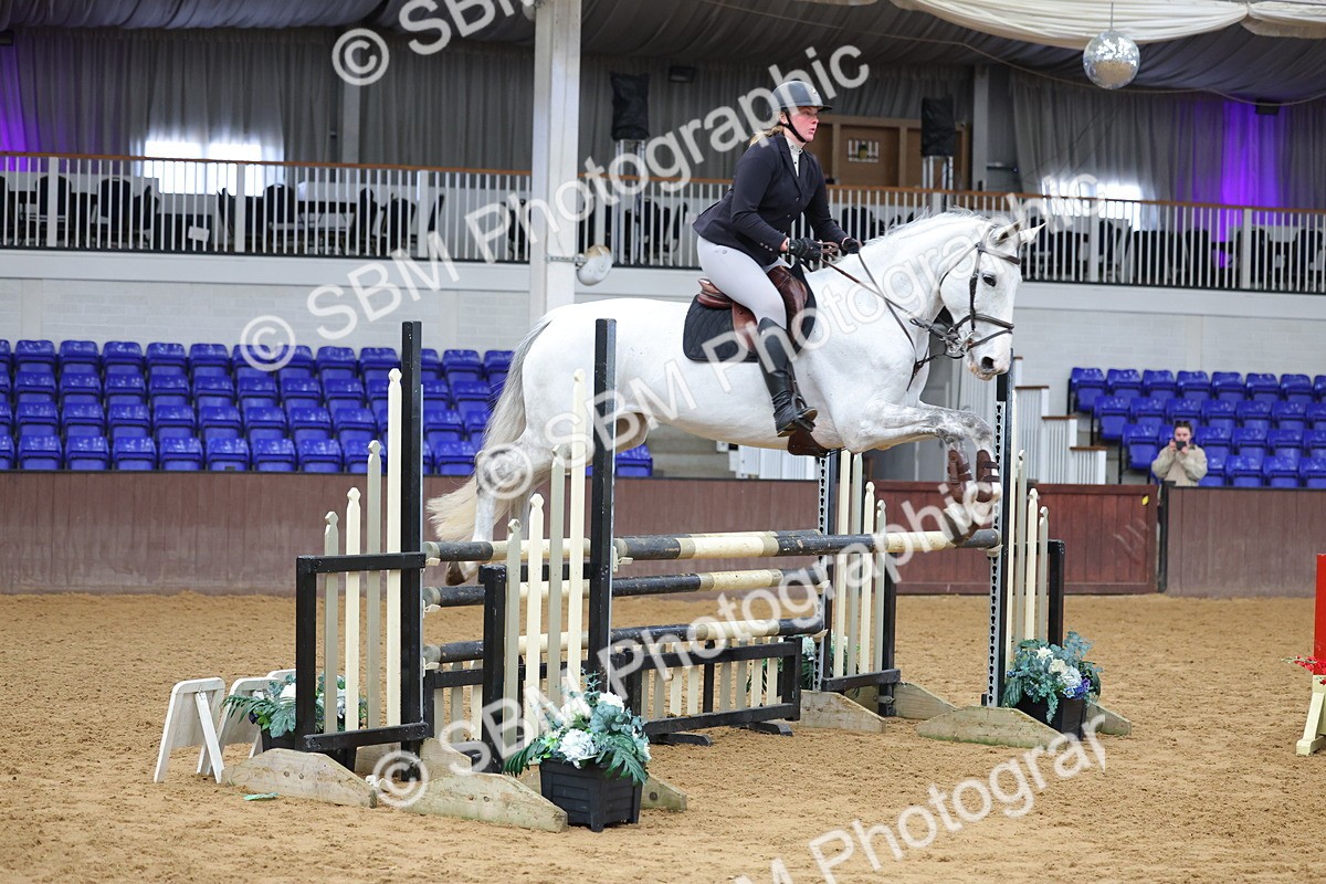 SBM_003013 - Class 8 - Senior Newcomers - 1.10m