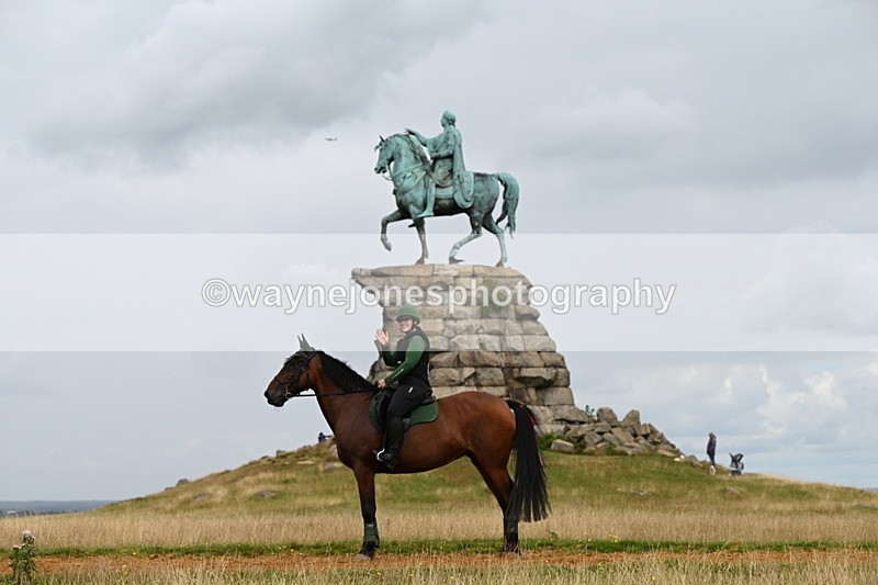 DSC_8068 - Time at Statue 13:52 to 14:33