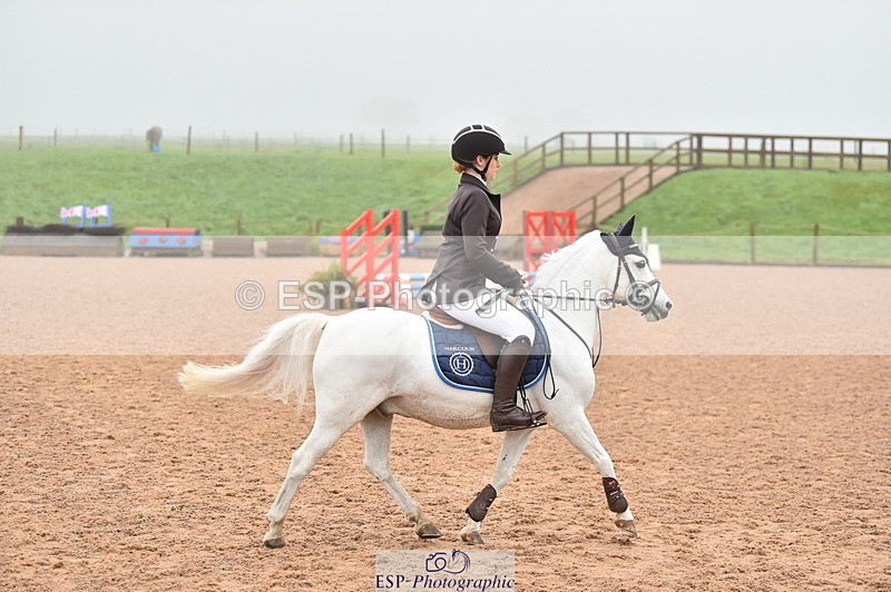 231118A-090044-00693 - Cls 16+17 Club and Schools 60cm