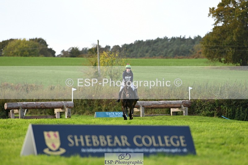 251024A-154812-14883 - C-251-Isabelle.Downes