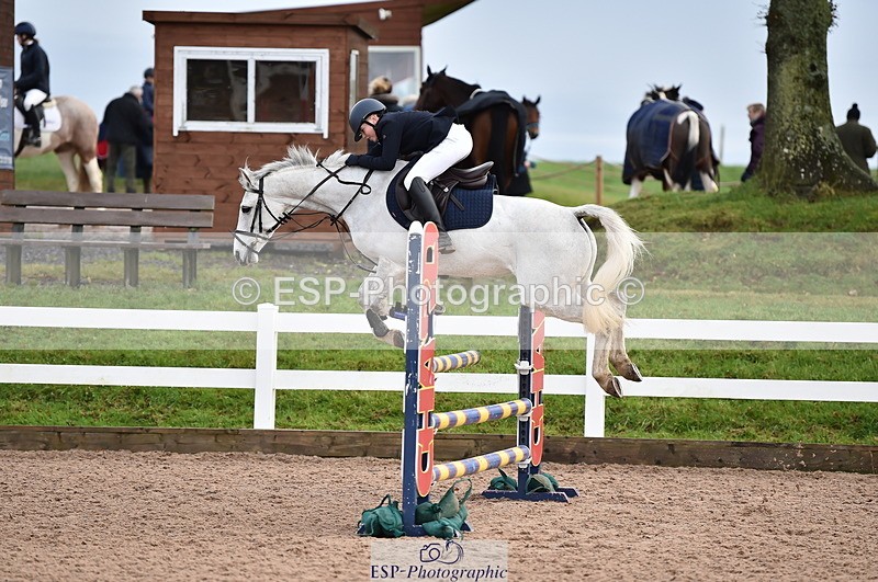 231203A-113658-00919 - Cls 4 Newcomers & 1m Open