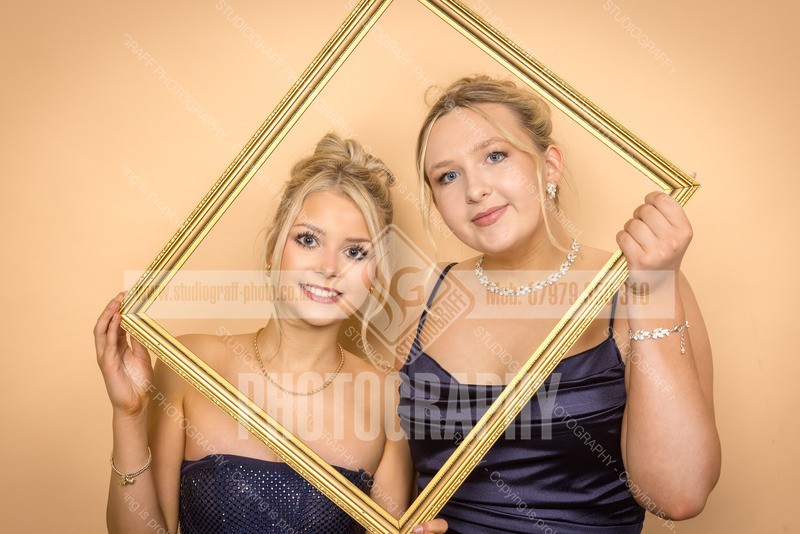 R5L1_2630 - Thurso high school 2025 - Senior prom