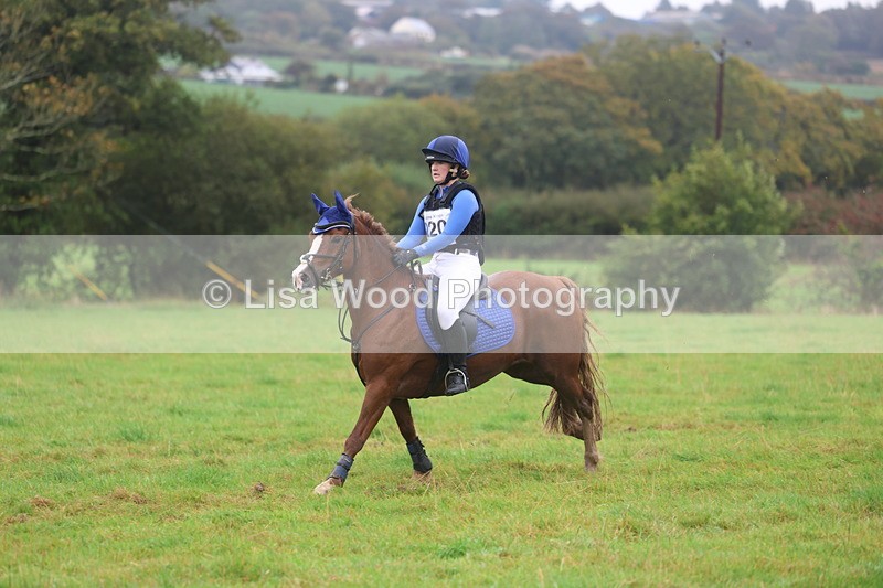 3E7A1307 - Class 2: 70cm: Half Roll Top