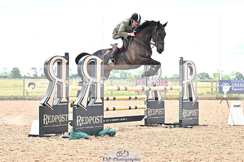 240608A-132222-02527 - Cls 4 Snr Newcomers and 1.10m Open