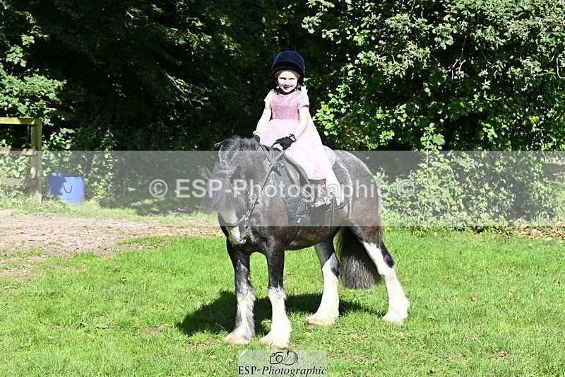 240728B-095945-00264 - Sunday Stable Shots and Fancy Dress