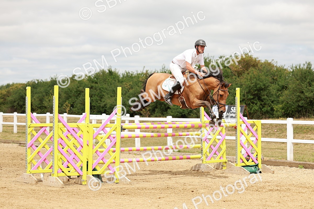 SBM_017598 - Class 21 - Senior Newcomers Championship 2d Rd