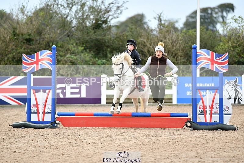 241013B-104336-00440 - Cls 2c 40cm Lead Rein