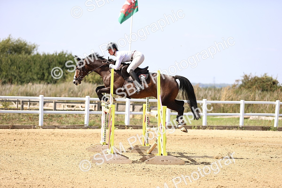 SBM_006799 - Class 13 - Senior Newcomers - 1.10m