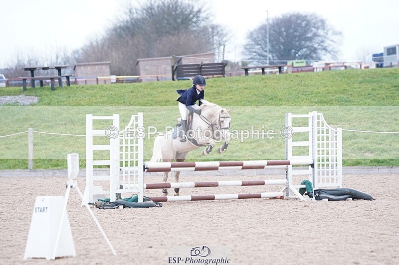 250209-134750-01997 - Cls 30+31 Stepping Stones and Winter-Summer