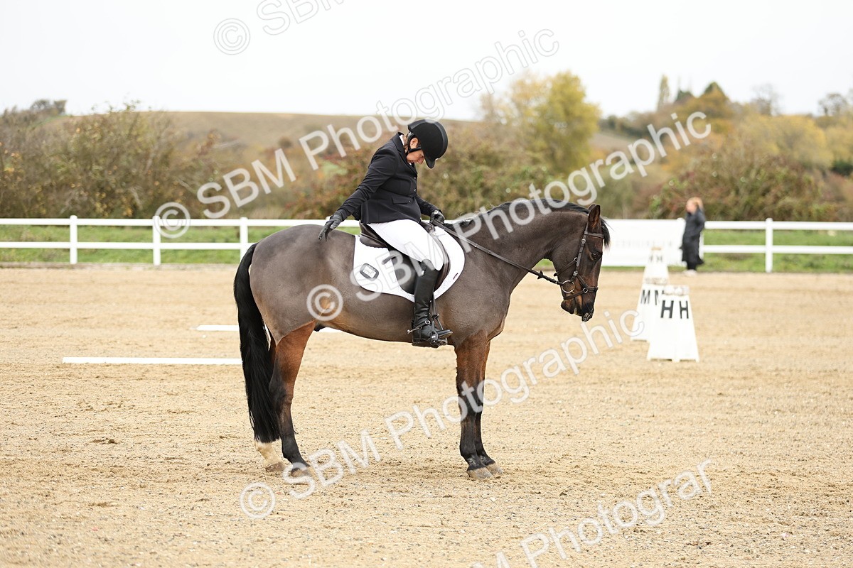 SBM_002926 - Class 8 - Novice 1