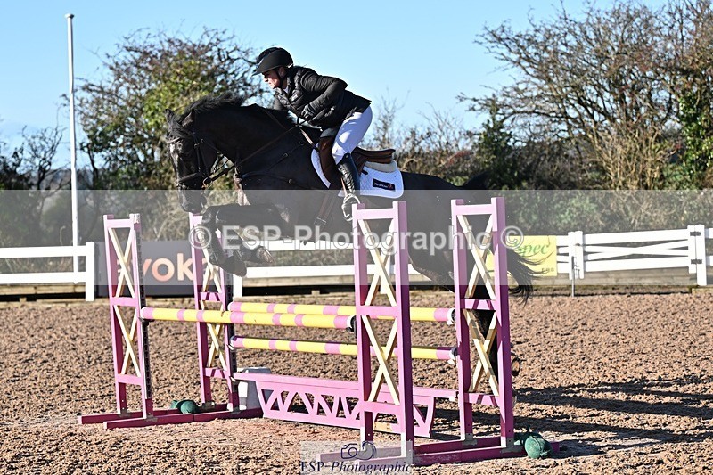 251203-103201-00154 - Cls 1 British Novice and 90cm Open