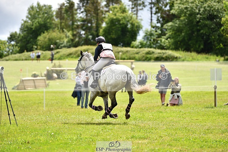 240526-123028-21630 - 546-RUSSAL_Z-Heidi_Coy