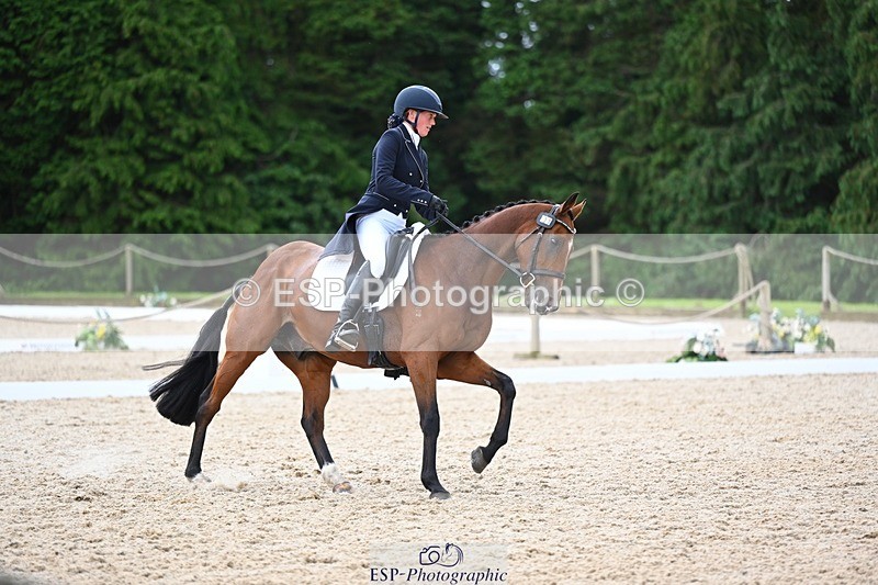 240524-140308-10127 - 527-SEATTLE_PARK-Sophia_Hill