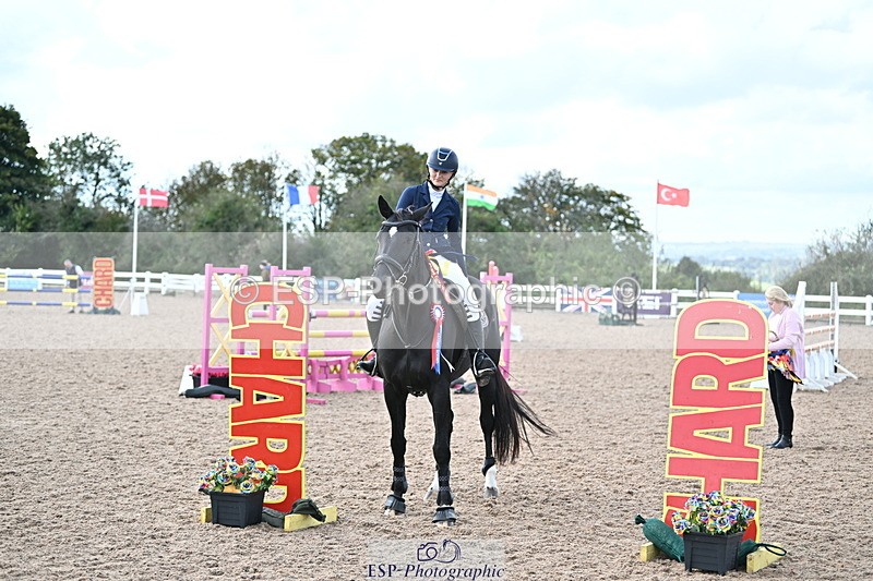 241005A-130423-03937 - SAT Cls 18 1.05m Amateur Jump Off and P