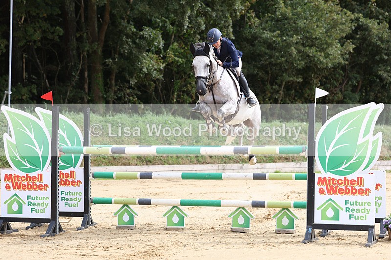 3E7A4564 - Class 9: Senior 1.30m open